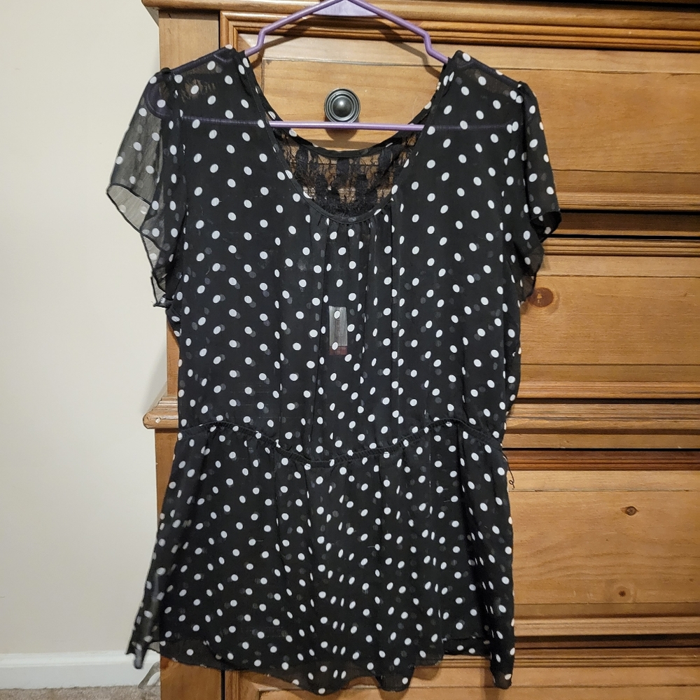 Polka dot blouse size 2XL